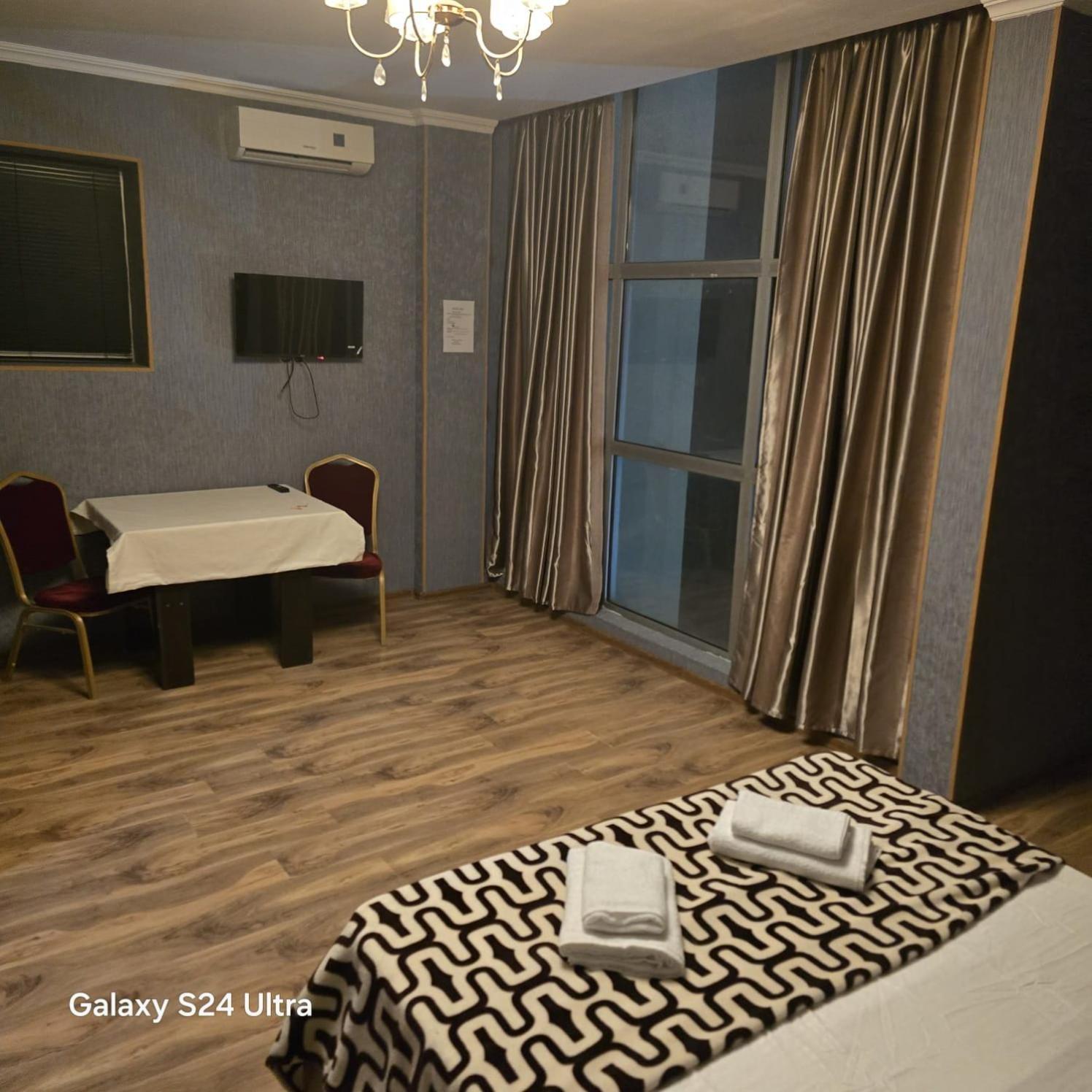 Hotel Like Tbilisi Eksteriør bilde